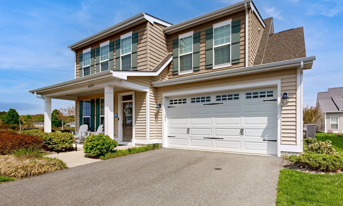 Frankford House | Millville By The Sea House w/community pool, fitness center, patio & grill