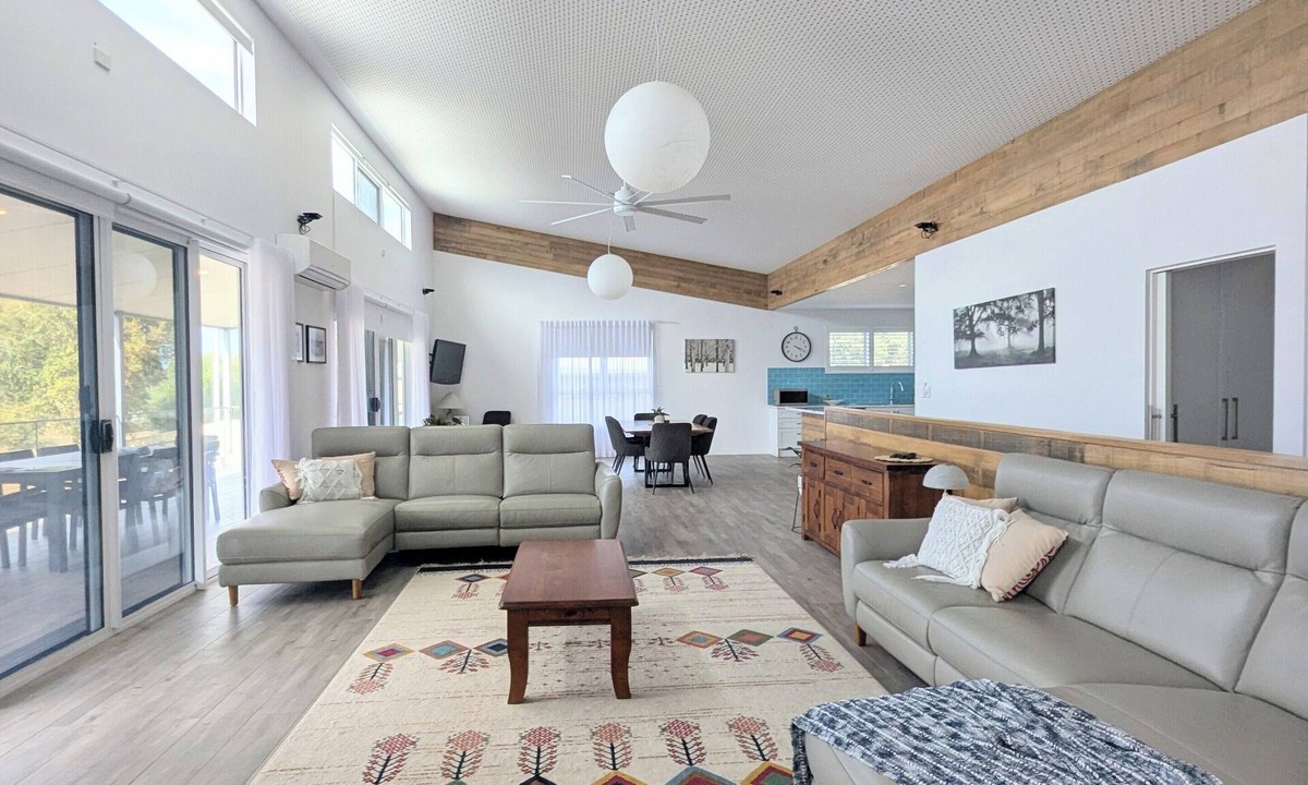 American River House | Milton's Place at American River