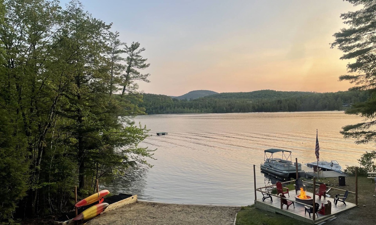 Chestertown House | Mimi’s by the lake