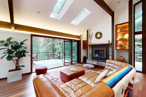 Mill Valley House | Mindful Forest Sanctuary