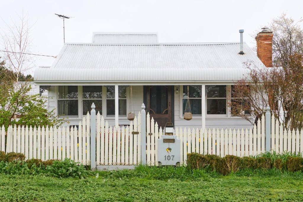 Lancefield House | Miners Cottage lancefield