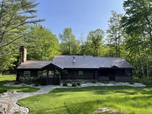 Olmstedville House | Minerva's Log Cabin Gem