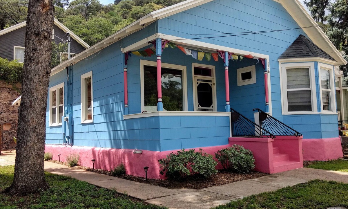 Bisbee House | Minerva's Rest is a beautiful house in Old Bisbee