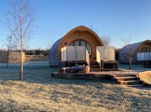 Low Catton Ski Chalet | Mingle Dale- Bugthorpe Grange Glamping