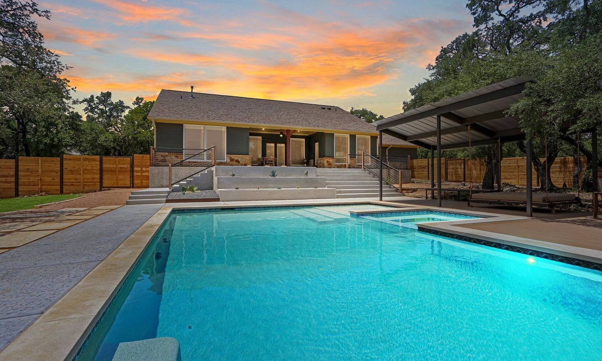 San Marcos House | Minglewood I Private pool with cabana just outside Wimberley!