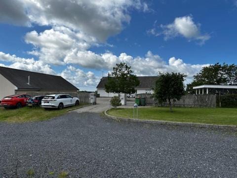 Helsinge Apartment | Mini lejlighed med køkken og adgang til badeværelse