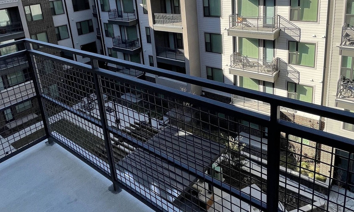 West Dallas Apartment | Mini Luxury Condo Downtown Dallas
