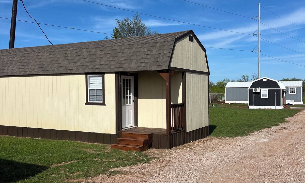 Wichita Falls Cabin | Mini Sheshed