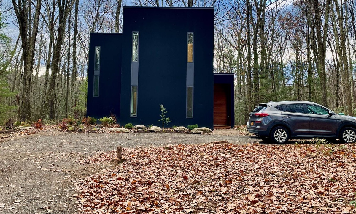 Accord House | Minimalist House In Woods
