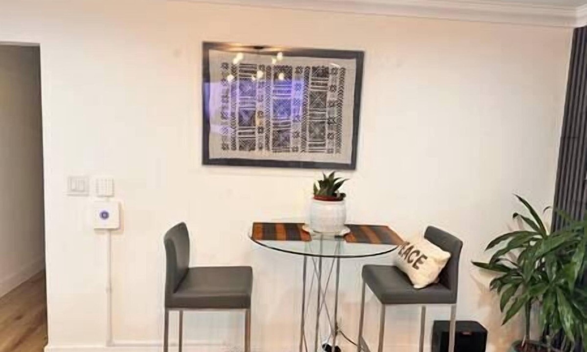 Buena Park House | Minimalist Room in Buena Park