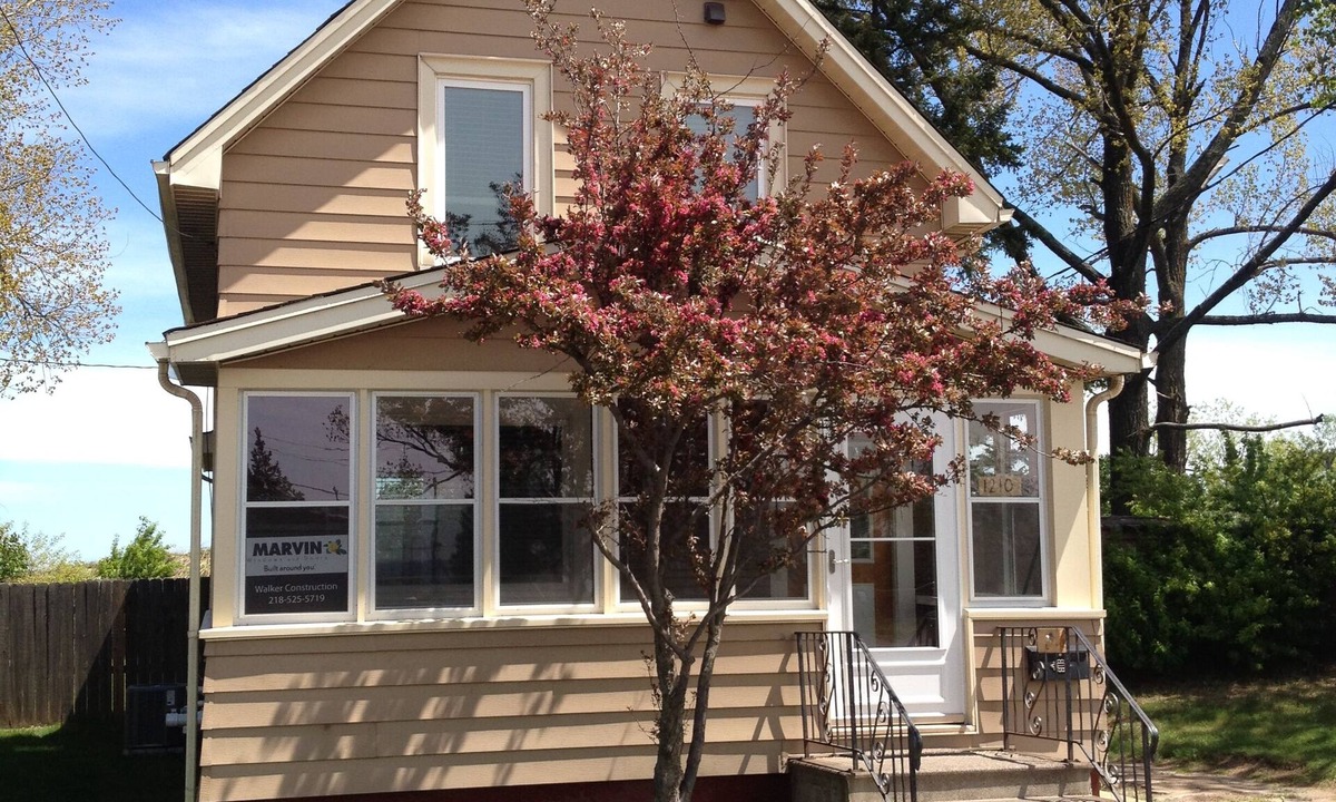 Park Point House | Minnesota Point Beach House 1-Spectacular Lake Superior View