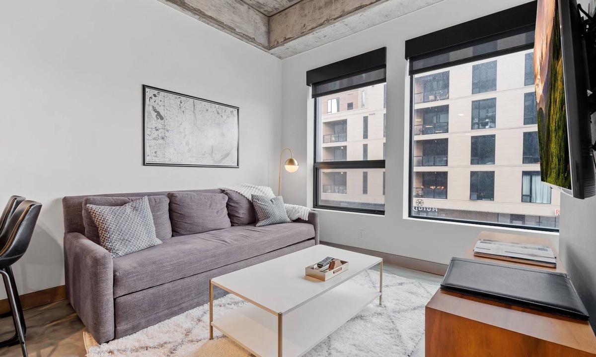Warehouse District Apartment | MINNeSTAY* Sable 203 | North Loop | Target Center