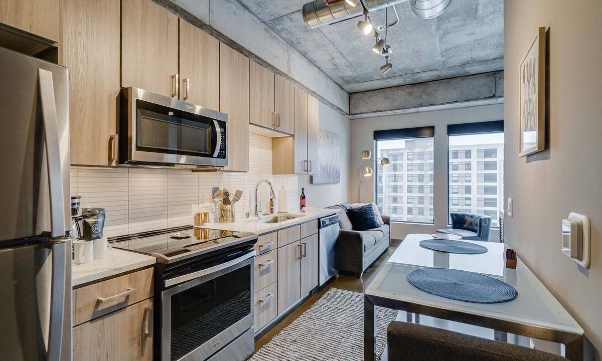 Warehouse District Apartment | MINNeSTAY* Sable 507 | North Loop | Target Center