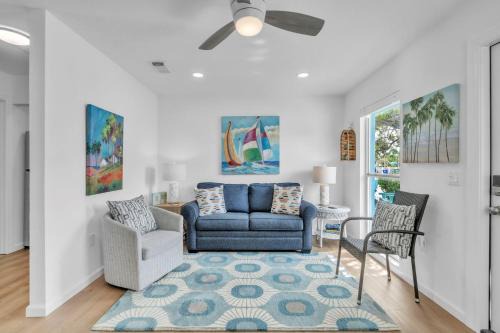 Anna Maria House | Minnow 1 Cabin