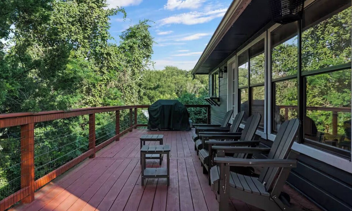 Apache Shores House | Mins from Lake Austin: 2 story, fully equipped 4bd house with creek & fire pit.
