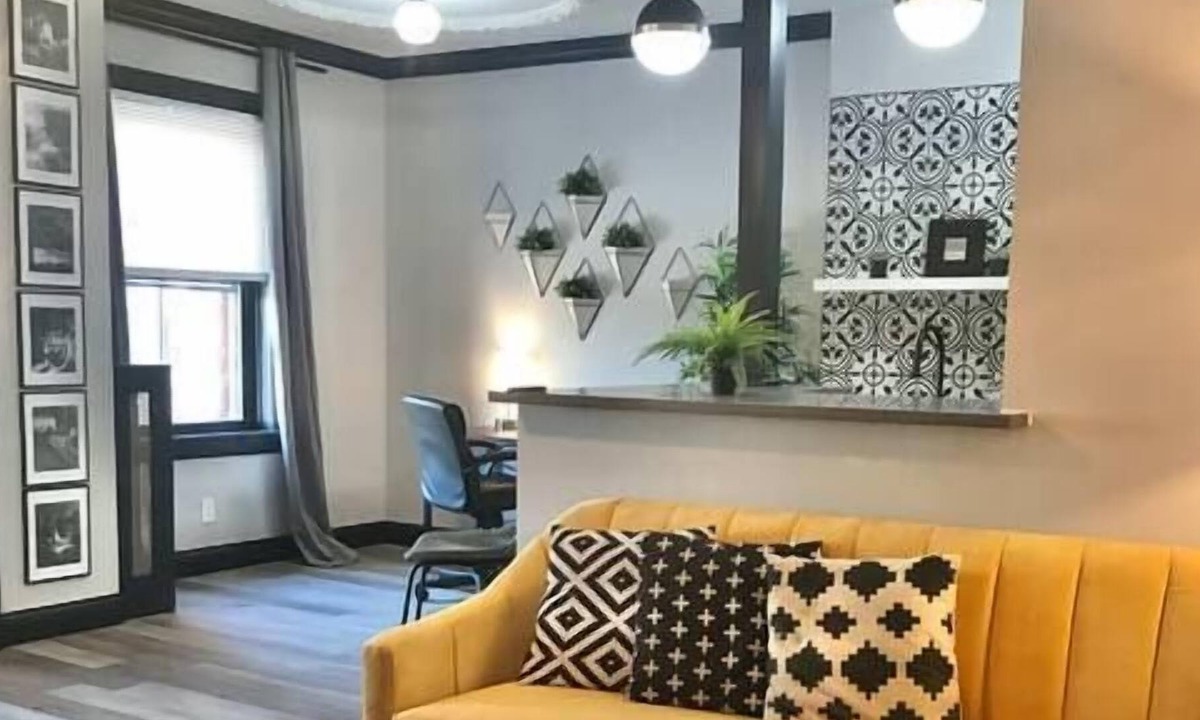 Shaw Apartment | Mins to Forest Park, Soulard | Studio W&D+Parking