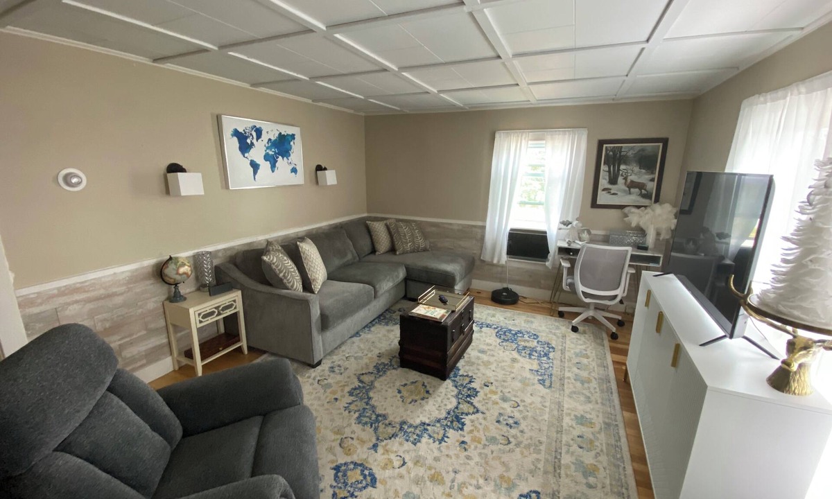 Waterville Apartment | Minutes to Colbynn