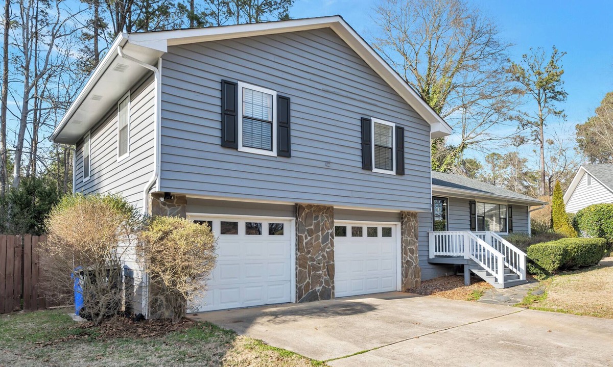 Peachtree City House | Minutes to Lake Peachtree, Flat Creek Country Club