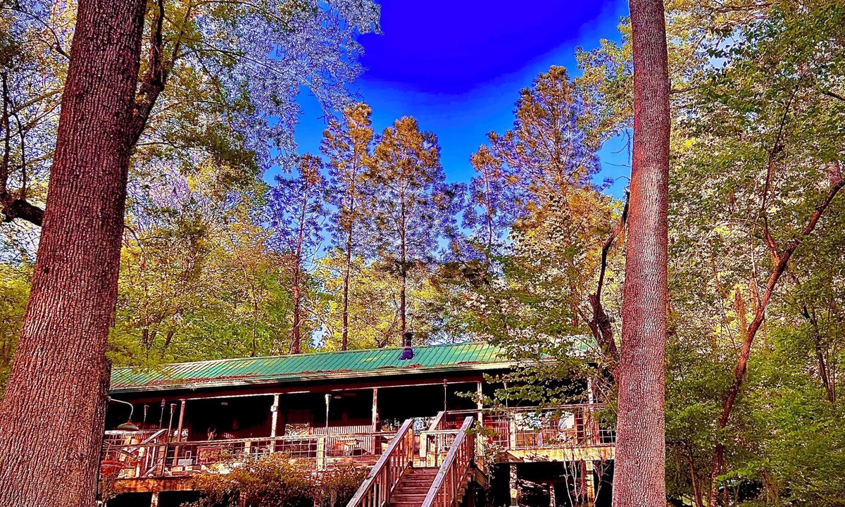 McLeod Cabin | Miramar Camp on Caddo Lake