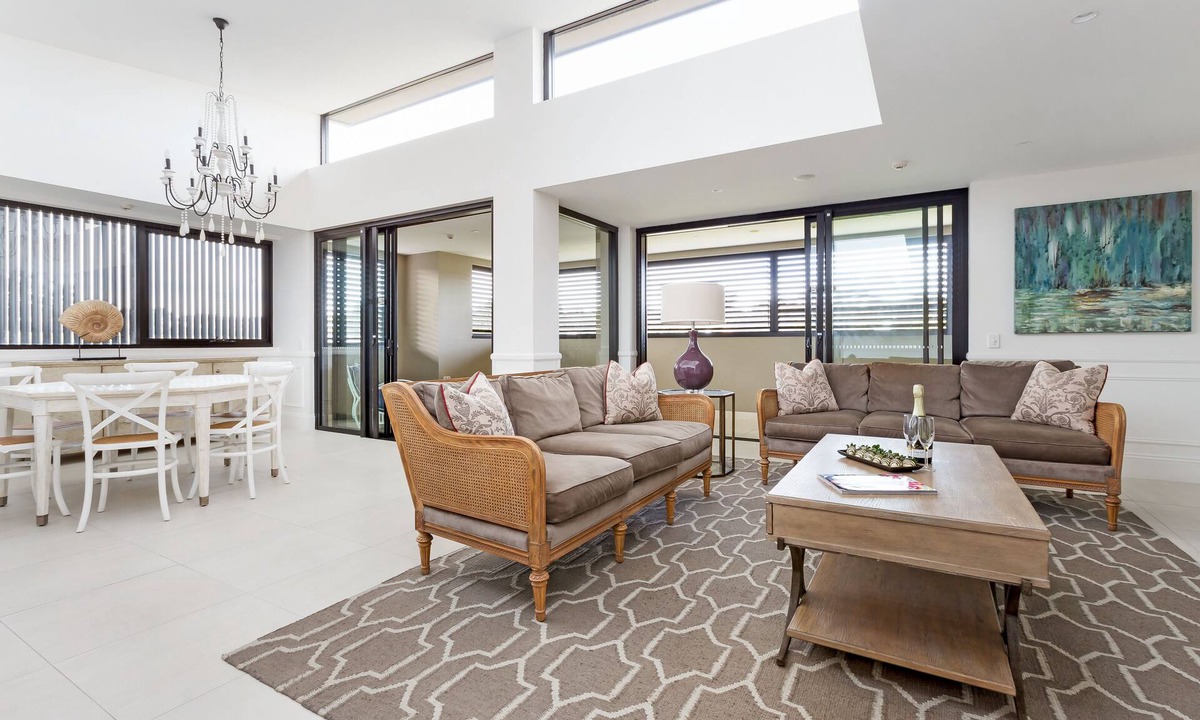 Terrey Hills Hotel | Miramare Gardens