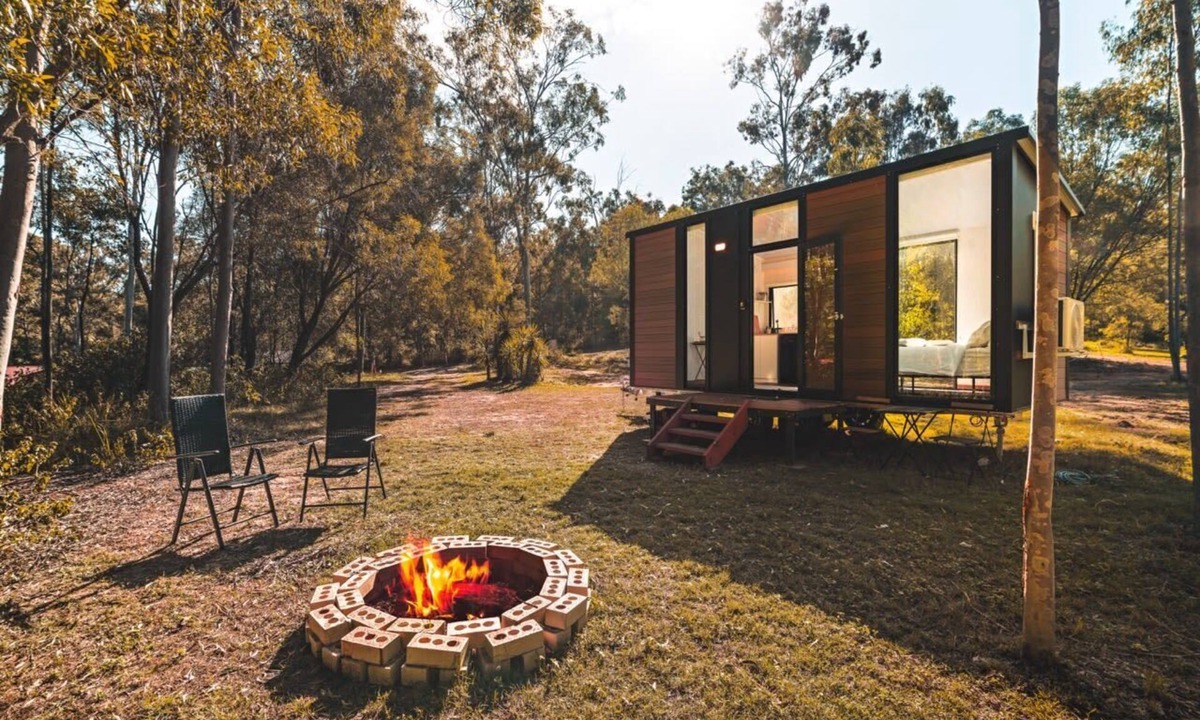 Tamborine House | Mirror Reflections by Tiny Away