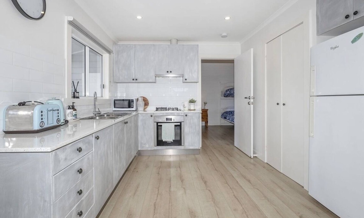 McCrae House | Miss McCrae walk to everything!!!!