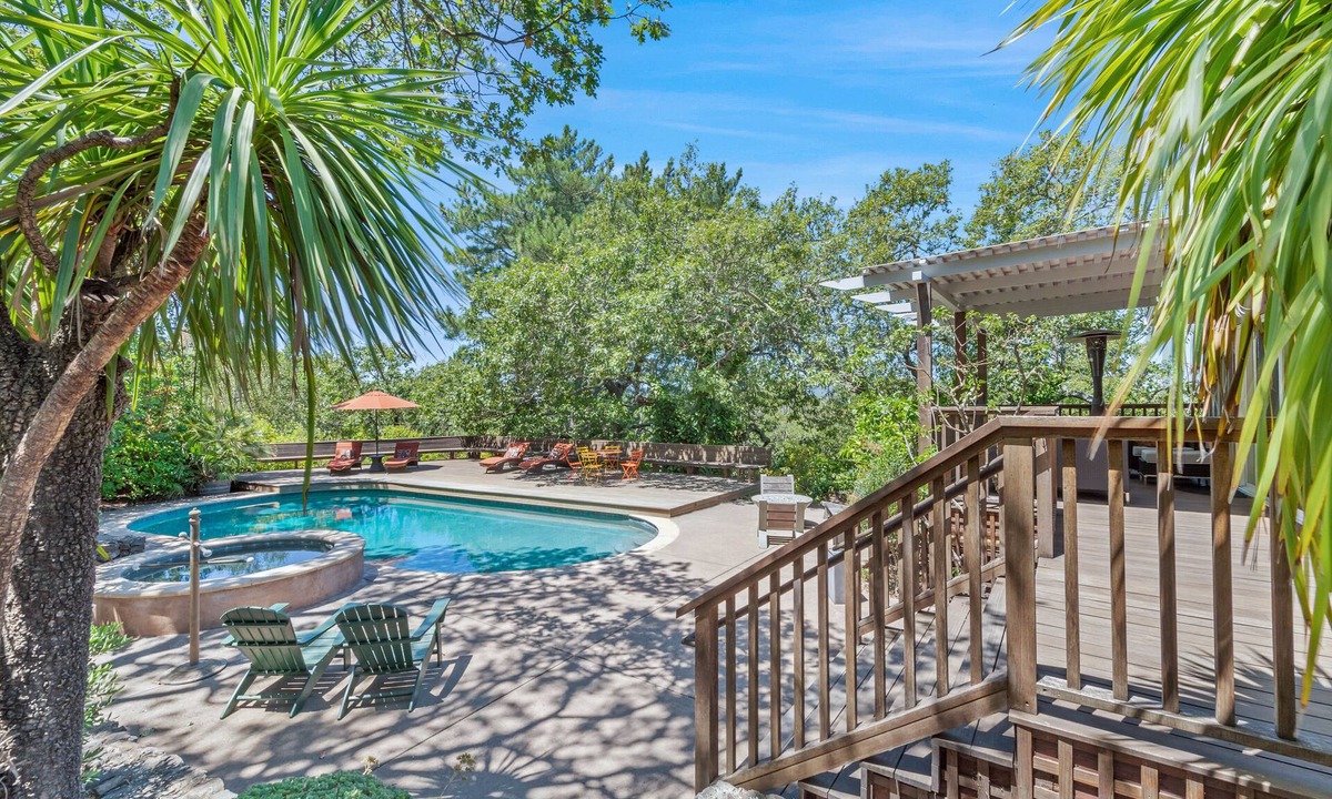 Sonoma House | Mission Highlands ~ Hilltop Sonoma Retreat with Pool, Spa, Fire Pit, and Stunnin