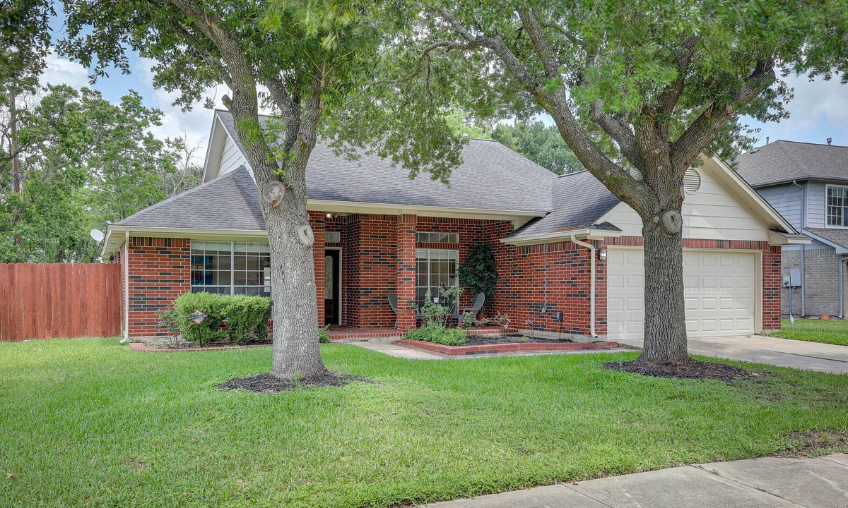 Missouri City House | Missouri City Home w/ Grill & Fenced Yard!