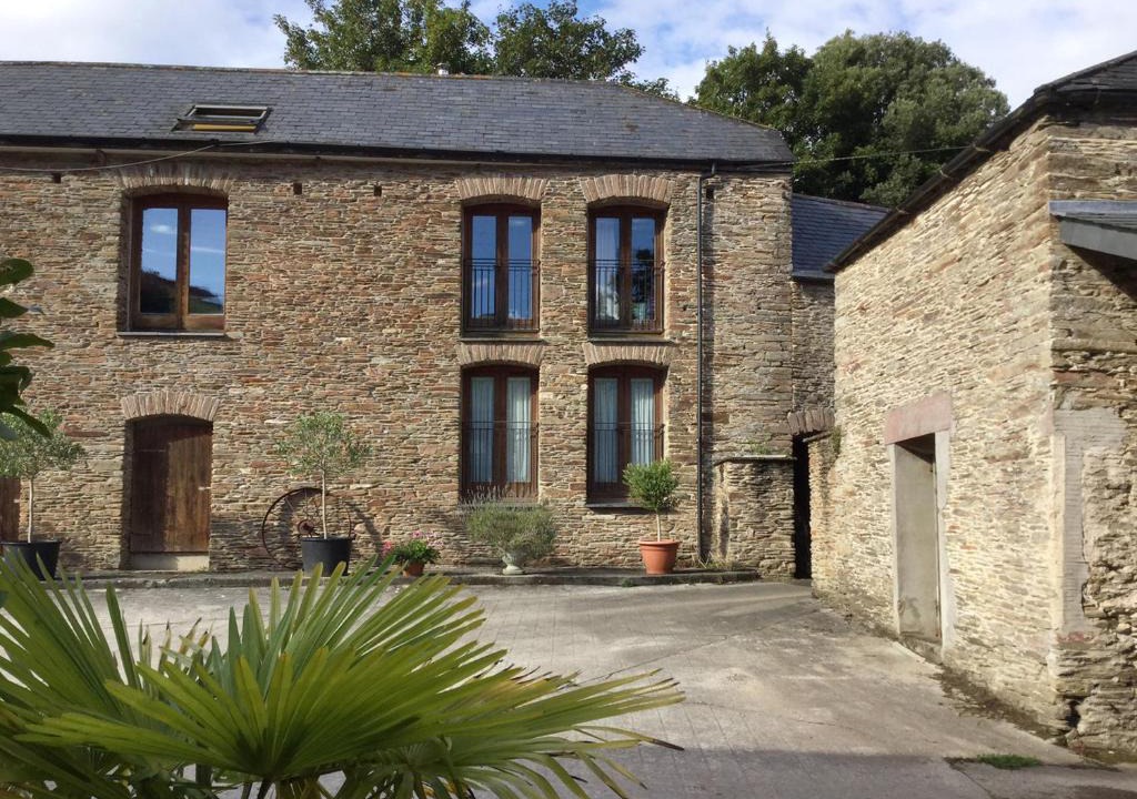 Kingsbridge House | Mixit Cottage