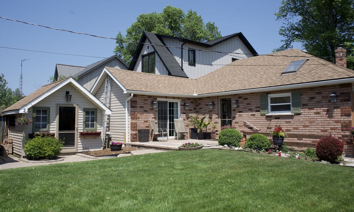 Innisfil Cottage | ML cottage on Lake Simcoe