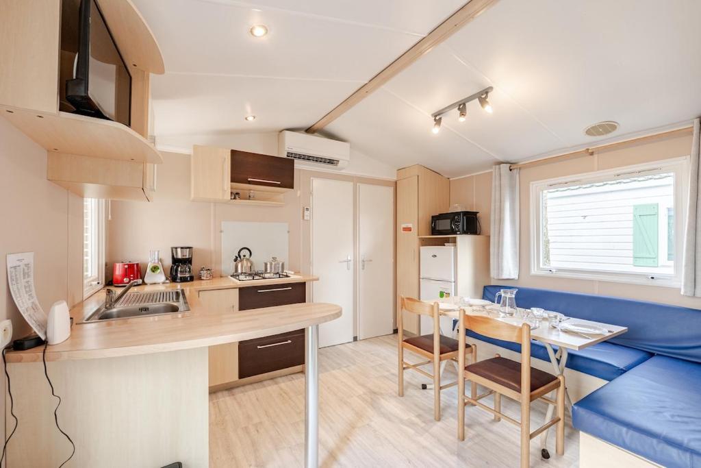 La Boissiere-de-Montaigu Apartment | Mobil home climatisé, Wi-Fi, 30 minutes du Puy duFou, proche de la piscine