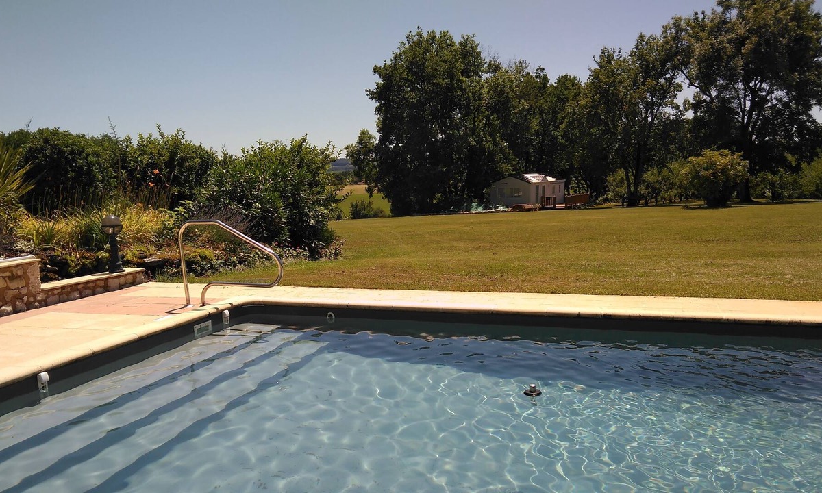 Saint-Eutrope-de-Born House | Mobil Home Avec Piscine Privative