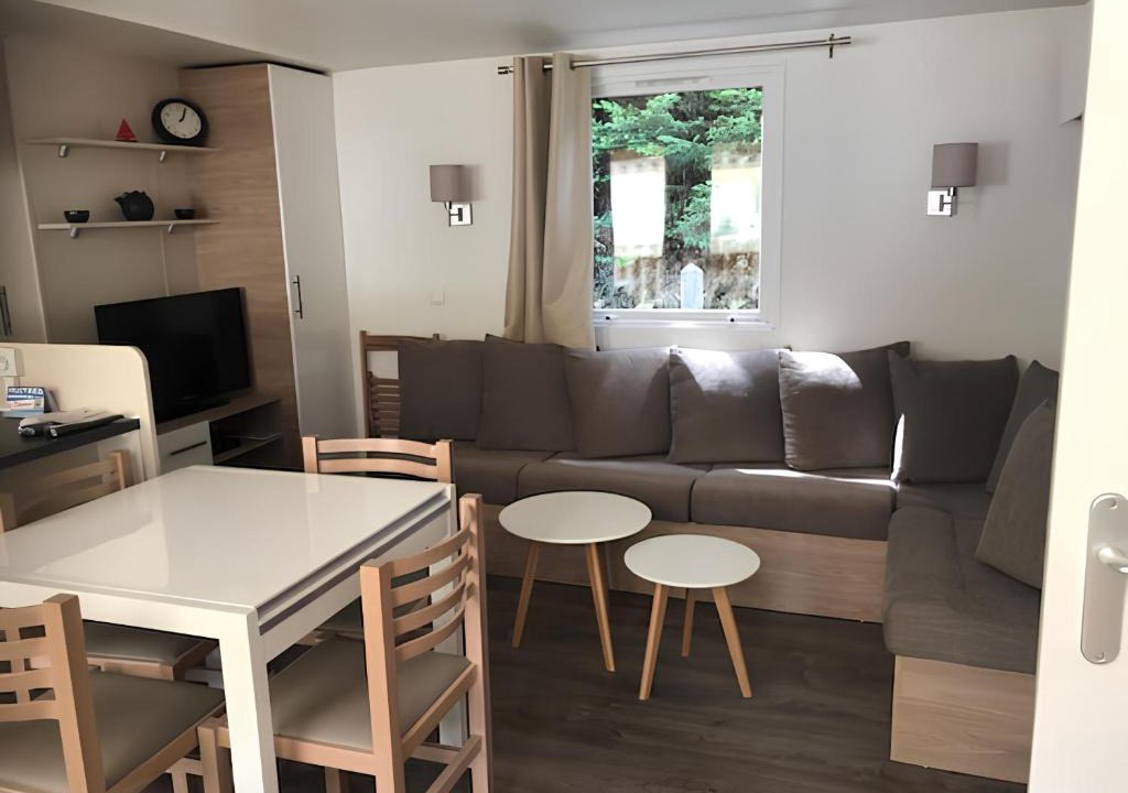 Saint-Jean-de-Monts Apartment | Mobil Home 3 ch 8 pers - B20