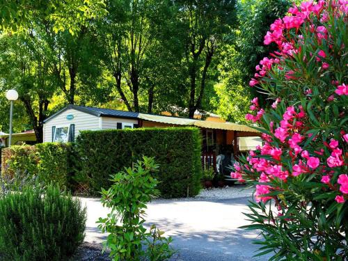 Salavas Other | Mobil-home 32m² à Salavas avec Terrasse, pour 5 personnes - API-1-52-1180