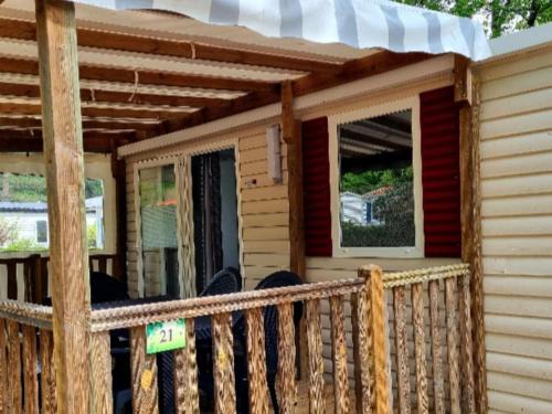 Nibelle Other | Mobil-home 34m² avec terrasse, 4 personnes, 2 chambres - API-1-52-1560