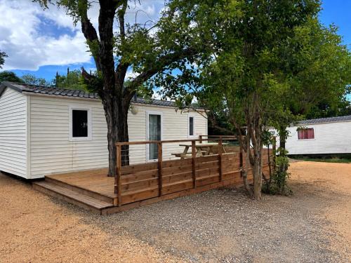 Pradons Ski Chalet | Mobil-home 6 pers piscine & rivière Ardèche