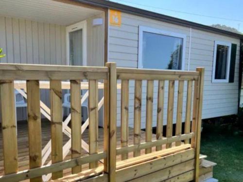 La Chaize-Giraud Other | Mobil home avec terrasse pour 6 personnes - API-1-52-389