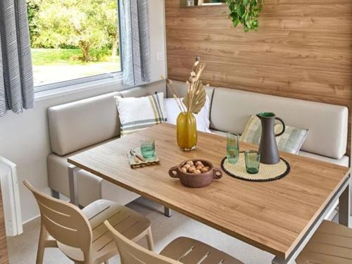 Concourson-sur-Layon Other | Mobil-home avec terrasse - 6 pers. - API-1-52-2060