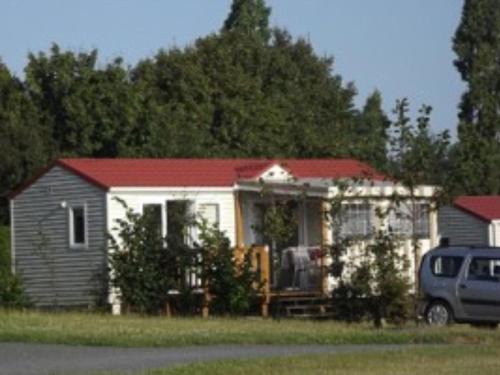 Maulevrier Other | Mobil-home avec terrasse - 6 pers. - API-1-52-2015
