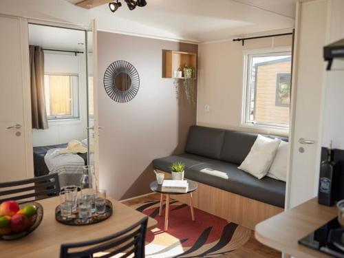 Le Boulou Other | Mobil-home avec terrasse pour 4 personnes - API-1-52-528