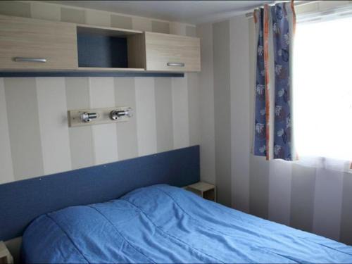 La Chaize-Giraud Other | Mobil Home Confortable avec Terrasse pour 6 Personnes - API-1-52-394