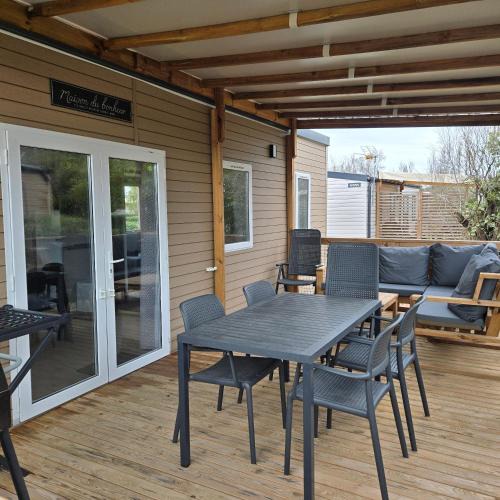 Torreilles-Plage Ski Chalet | Mobil-home les pieds dans l'eau camping LES DUNES 5"'"