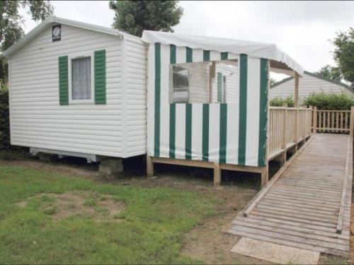 La Chaize-Giraud Other | Mobil-home PMR avec Terrasse à Brétignolles-sur-Mer - API-1-52-327