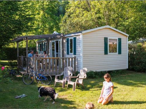 Montels Other | Mobil-home pour 7 personnes avec terrasse à la Bastide-de-Sérou - API-1-52-1423