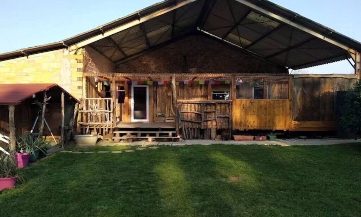 Champsac House | Mobil home rustique dans petite ferme
