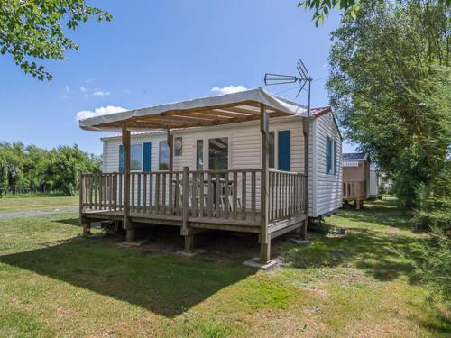 Puyravault Other | Mobil home spacieux avec terrasse pour 8 personnes - API-1-52-1343