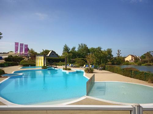 La Haye Other | Mobile Home 8 personnes PISCINE ouverte-fermée