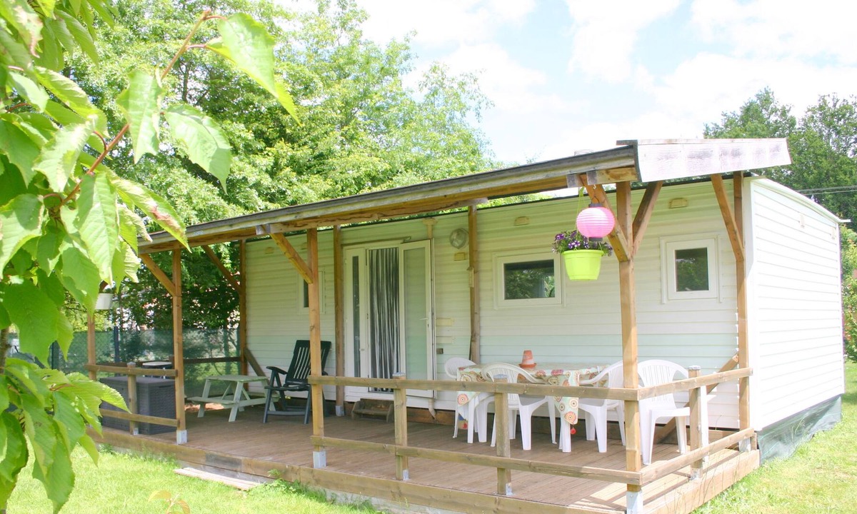 Saint-Jory-de-Chalais House | Mobile Home situated on our Mini Campsite in the Dordogne