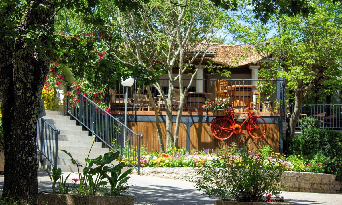 Berrias-et-Casteljau House | mobile home rental in nice family campsite
