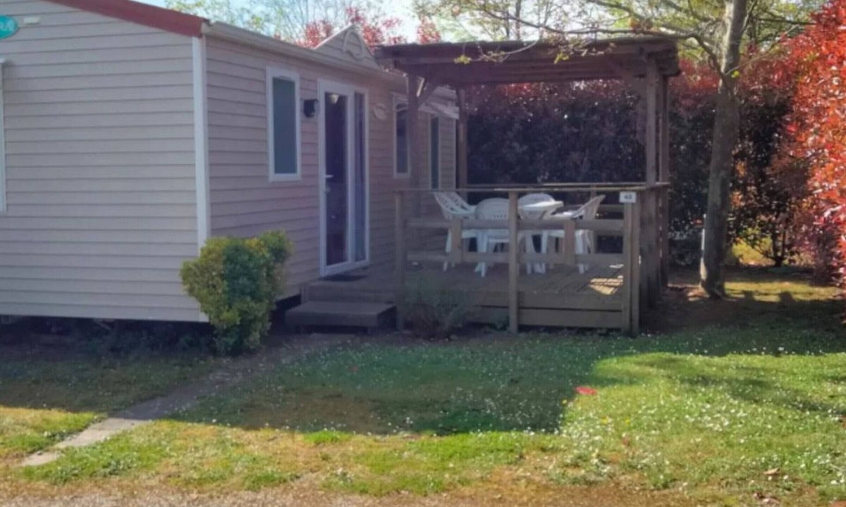Vielmur-sur-Agout House | Mobile Home 2 Bedrooms with Terrace